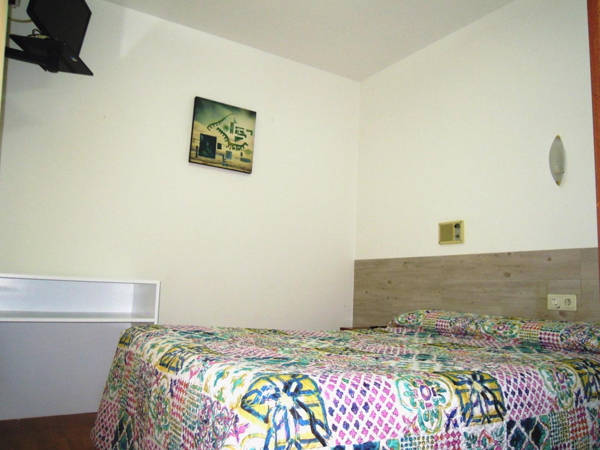 Rey Fernando Hotel Santiago de Compostela Room photo